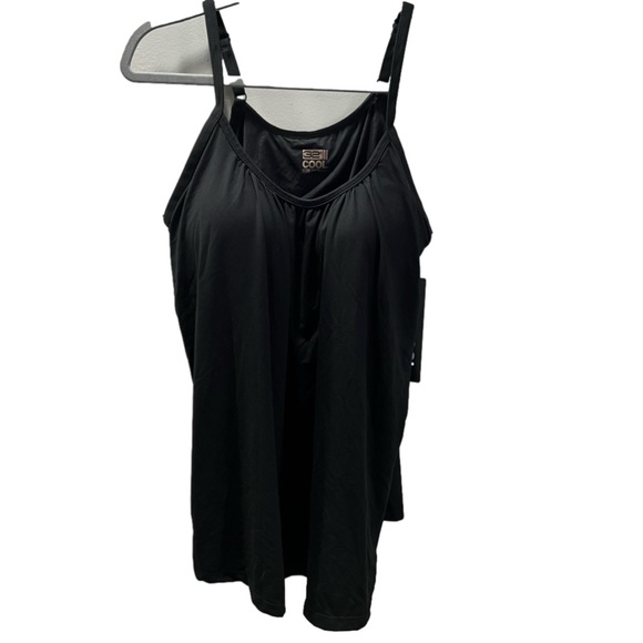 32 Degrees Tops - NWT 32 Degrees|Black Flowy Cami|Size XL